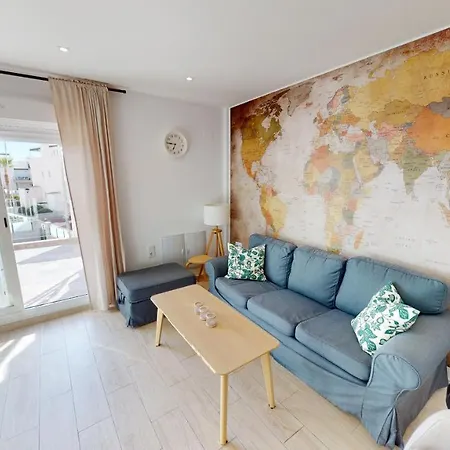 3 Bed Aguas Nuevas 196 Floor Family Res Торевьиа