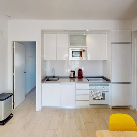 3 Bed Aguas Nuevas 196 Floor Family Res Апартаменты *